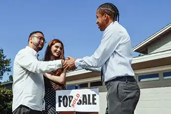 Homeowner completing a fast house sale
